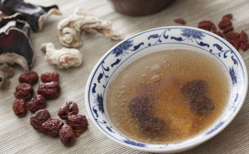 調(diào)理月經(jīng)量多的食療方法6個(gè)妙招幫你恢復(fù)月經(jīng)
